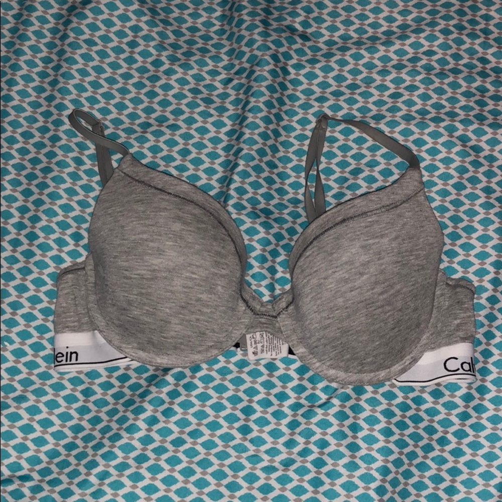 Calvin Klein 34B bra